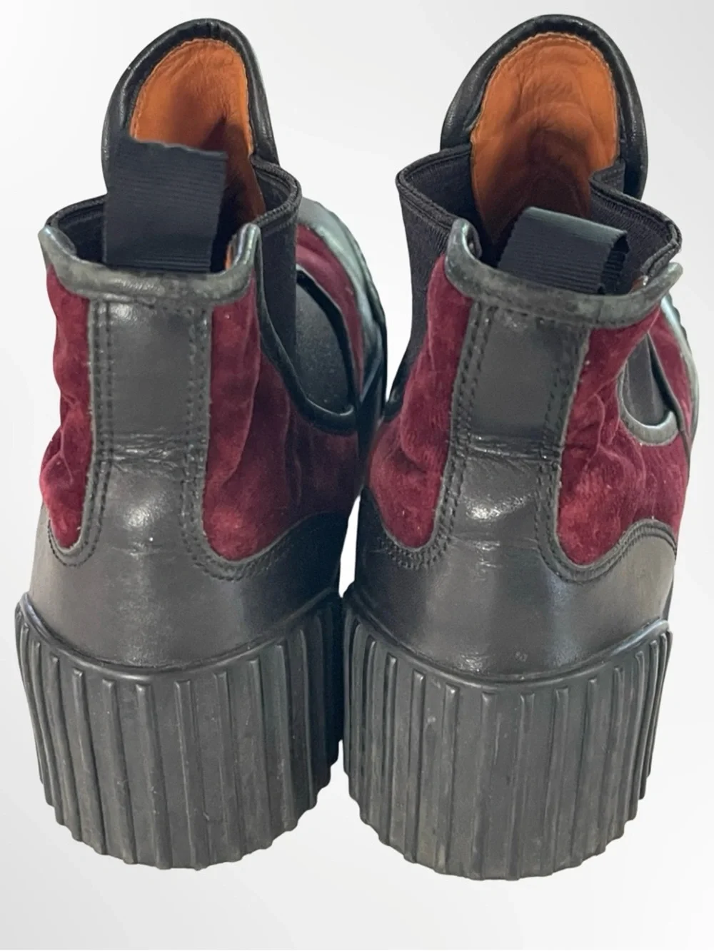Marc By Marc Jacobs Men's Burgundy Suede Chukka Boots in 40